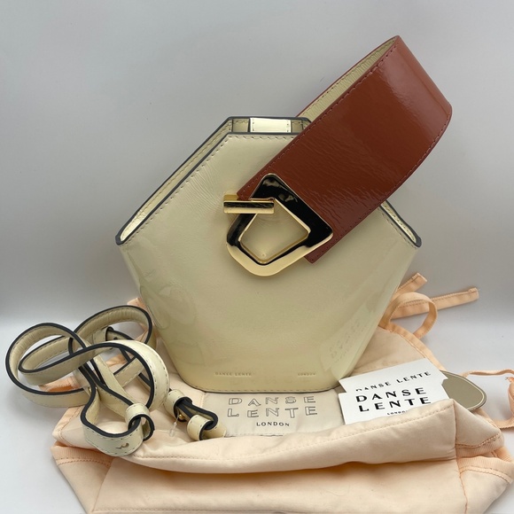 Danse Lente Full Set Mini Johnny Patent Leather Hexagonal Bucket Bag beige - Picture 1 of 12